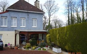 Une Nuit Pres De L Eau